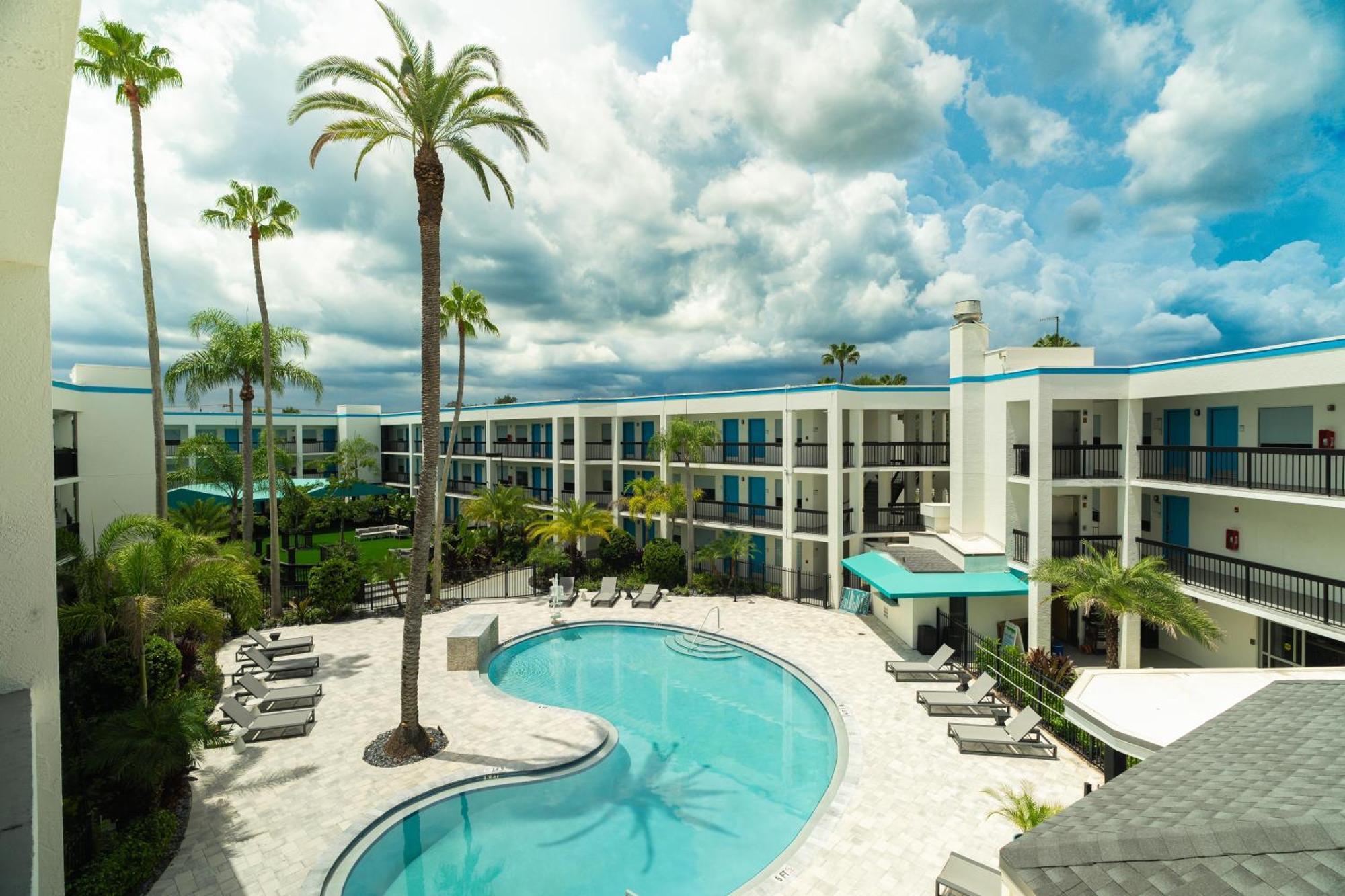 Oasis Bay Suites, Tampa, Busch Gardens, Usf エクステリア 写真